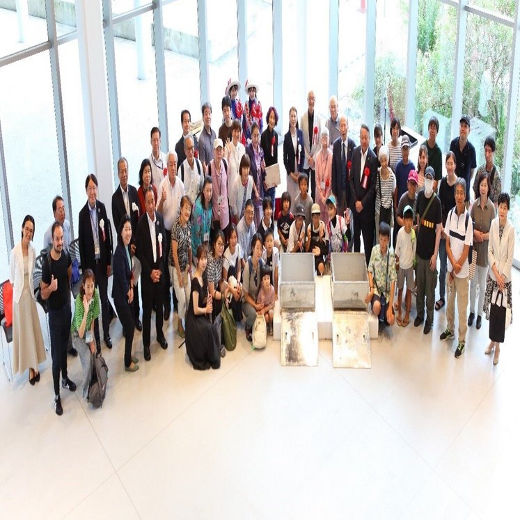 1994年に“平和への願い”を込めて埋設したタイムカプセルを開封しました