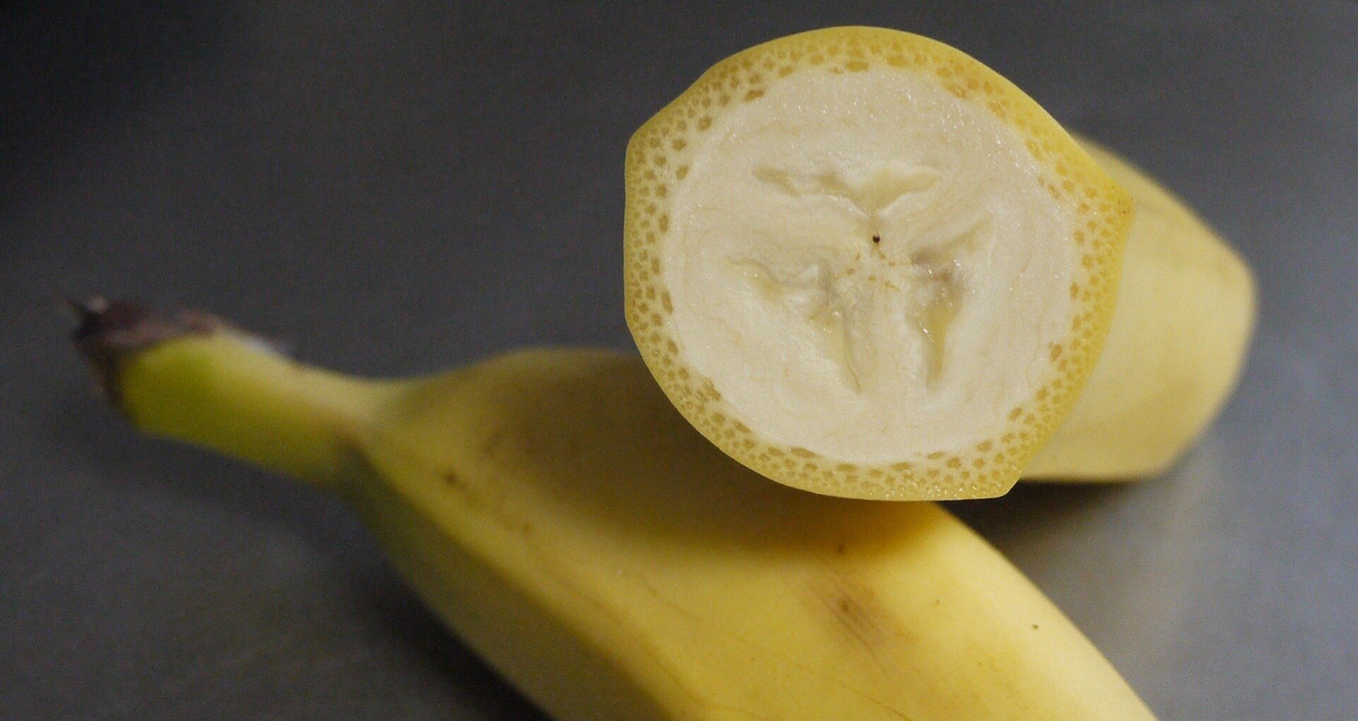 今日のバナナ｜3823｜note