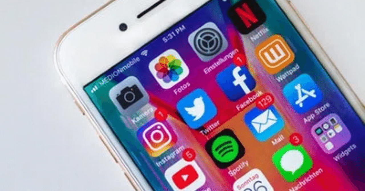 ⬜️SNSをやめる恐怖…やめた人が書いた記事に励まされる！｜杜若あやめ｜共同運営マガジンnote文芸部・運営人