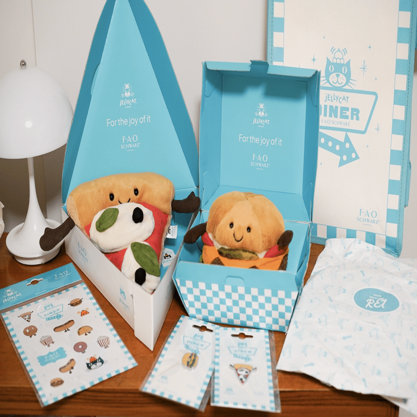 NY旅行】Jellycat Dinerの詳細 & NYオススメぬいぐるみ編｜ハチ(ユリ)