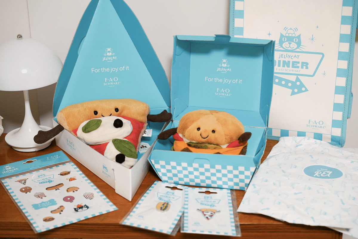 NY旅行】Jellycat Dinerの詳細 & NYオススメぬいぐるみ編｜ハチ