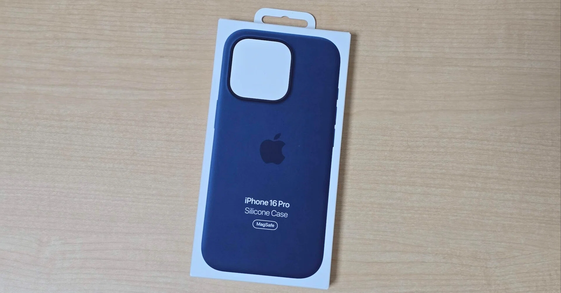 iPhone16 ProのApple純正ケースを購入。｜スマガジ。iPhone、スマホ