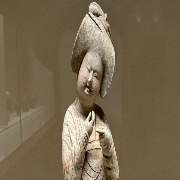 唐時代の屈指の名品「婦人俑」 ふくよかな造形の美しさが際立つ 【大阪