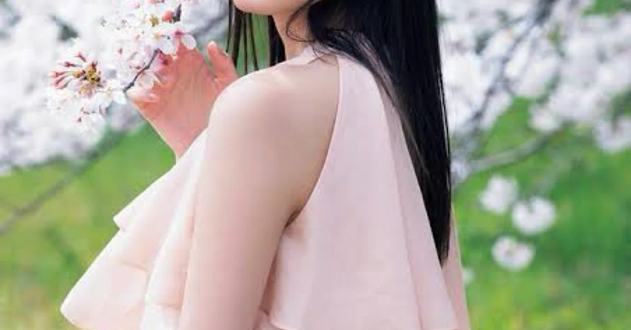 遠藤さくら、女王｜ヤンぴぴ
