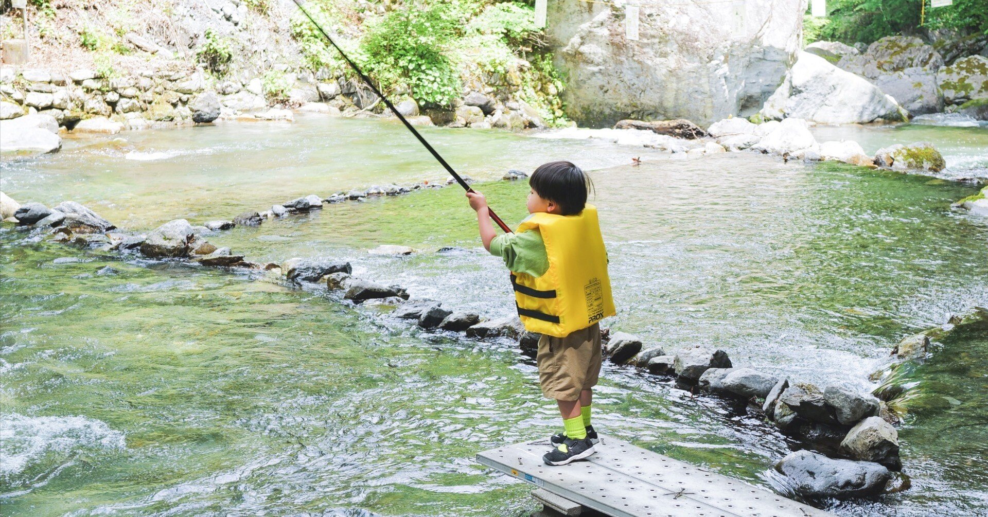 釣りデビューにもおすすめ！子連れ奥多摩渓流釣りレポ｜PATKA（ぱとか
