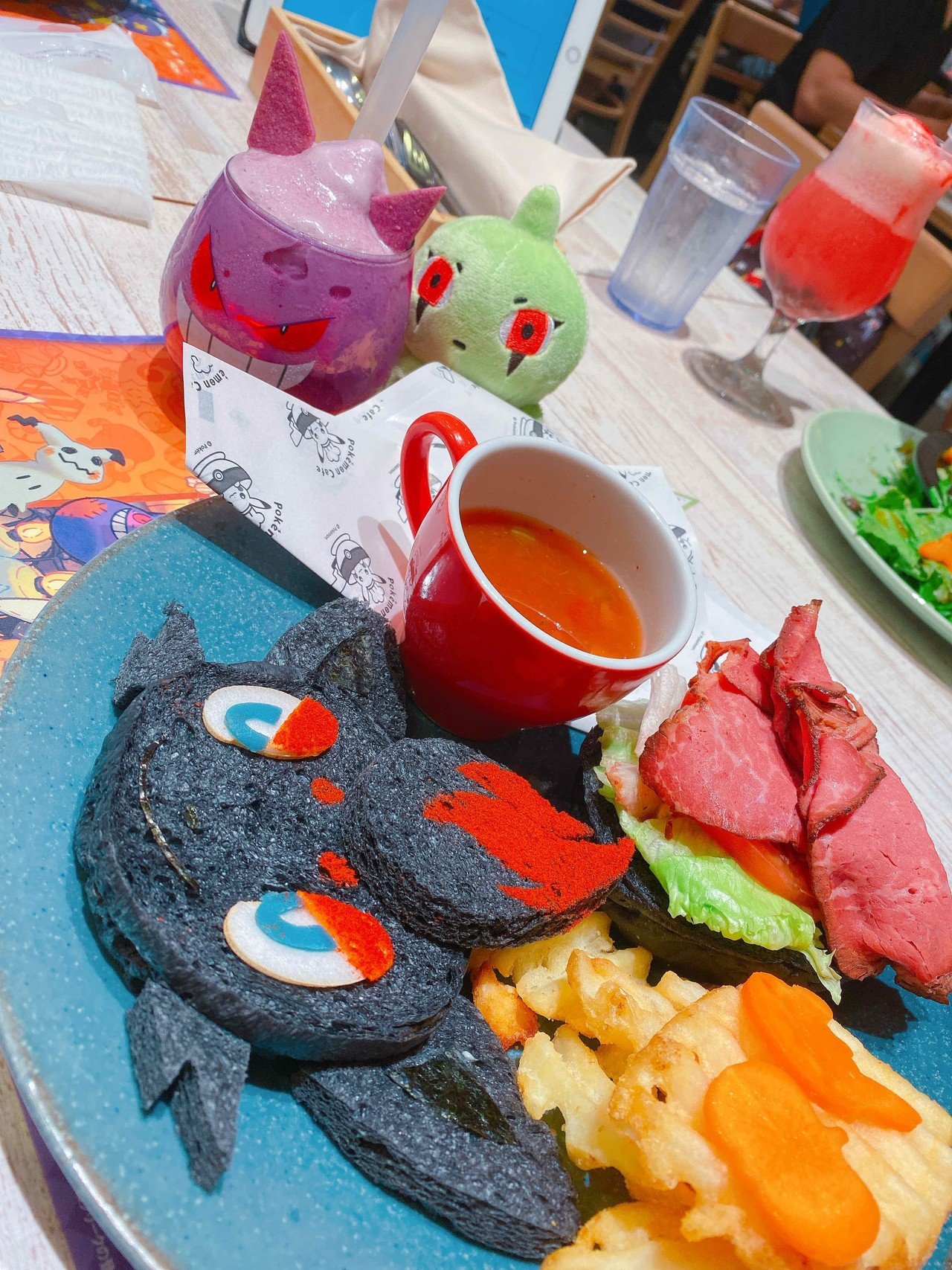 19 10 07 ポケモンカフェ Www Pokemoncenter Online Com Cafe に今年もハロウィンメニュー ゾロアのバーガー食べてきました そしてaiboに きゅーり Note 19 10 07 ポケモンカフェ Www Pokemoncenter Online Com Cafe に今年もハロウィンメニュー ゾロアのバーガー食べてきました そしてaiboに きゅーり Note