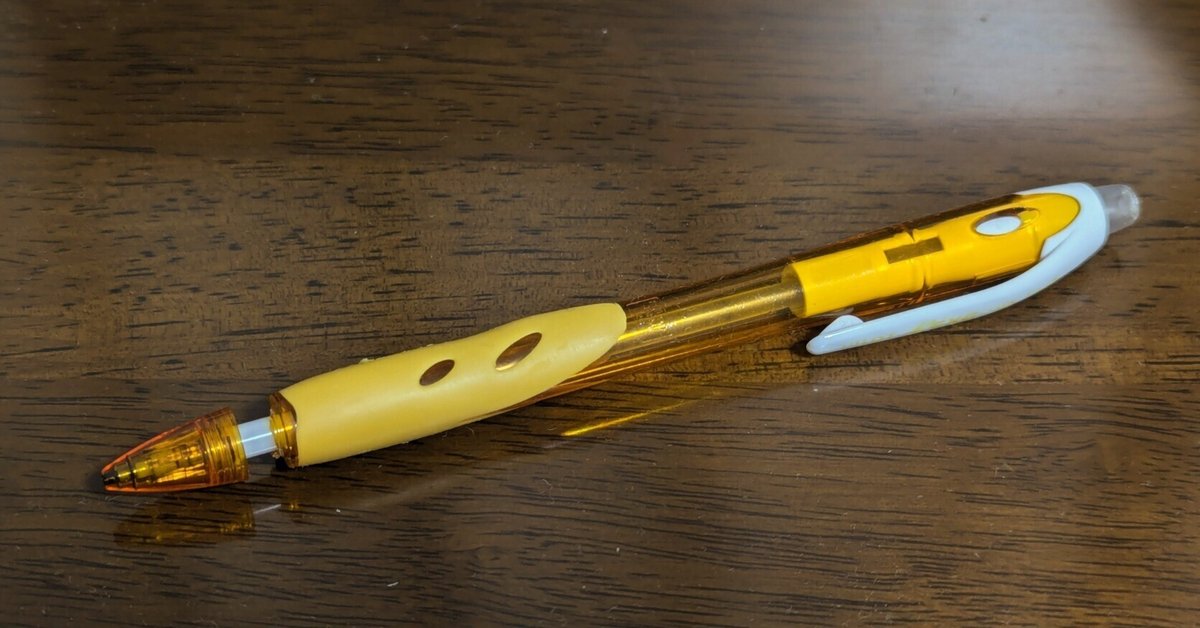 六年間くらい使い続けたシャープペンです。手汗が染み込んでいて状態はかなり悪いです 六年間くらい使い続けたシャープペンです。手汗が染み込んでいて状態