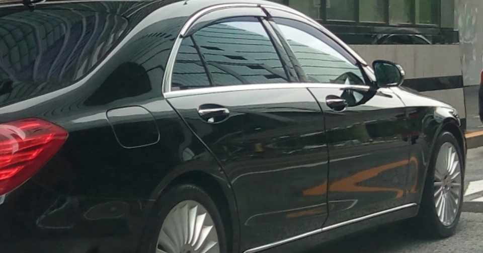 Vipや送迎に最適な車 トヨタ グランエースが初披露に くんちん Note