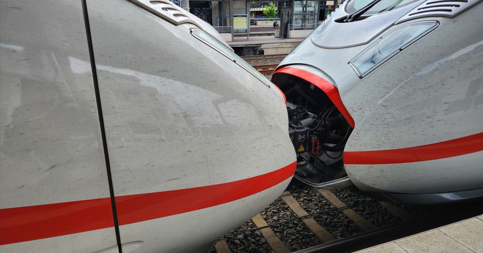 43d71bcb29092bfe88d2fda1b03e91