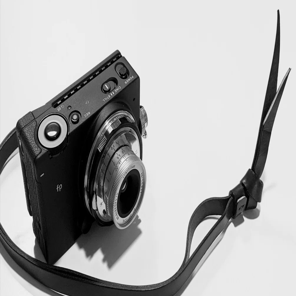 魅惑の高級写ルンです fp+TTArtisan28mmf5.6｜シタマチ記録保存館