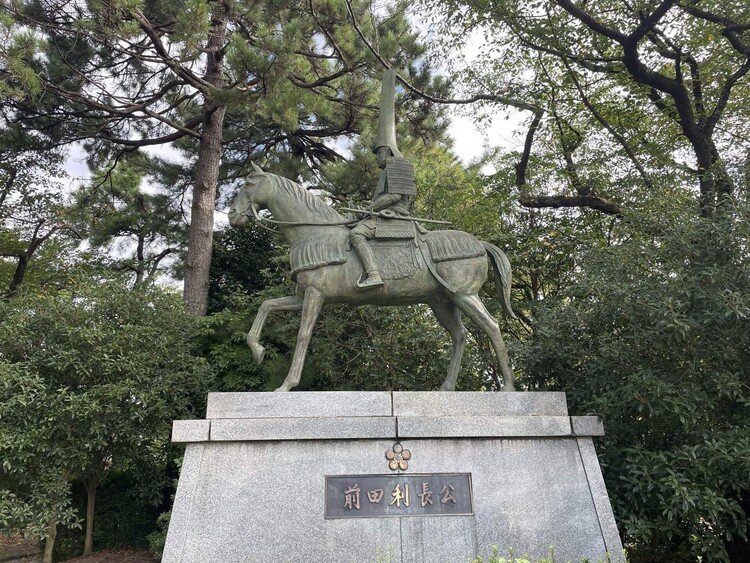 日本100名城高岡城😋　ただの公園でした(°▽°)