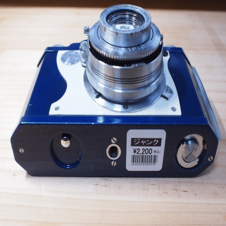 青いカメラはいかがでしょう【コニカ】｜おしゃま