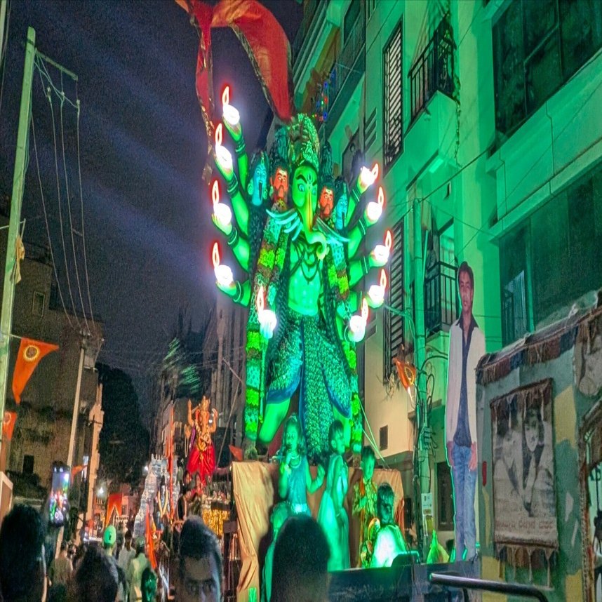 インドの祭】10日間続くガネーシャ生誕祭ガネーシャ・チャトゥルティ