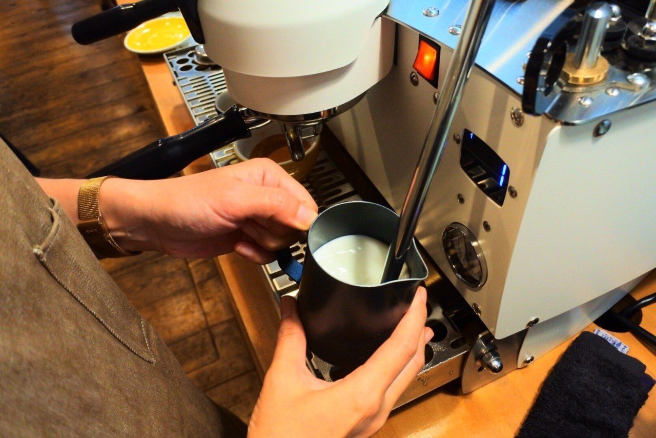 コーヒーにミルクや砂糖を入れることについてバリスタやロースターはどう思うか 舟戸貴織 Note 同 代表 Note コーヒーにミルクや砂糖を入れることについてバリスタやロースターはどう思うか 舟戸貴織 Note 同 代表 Note