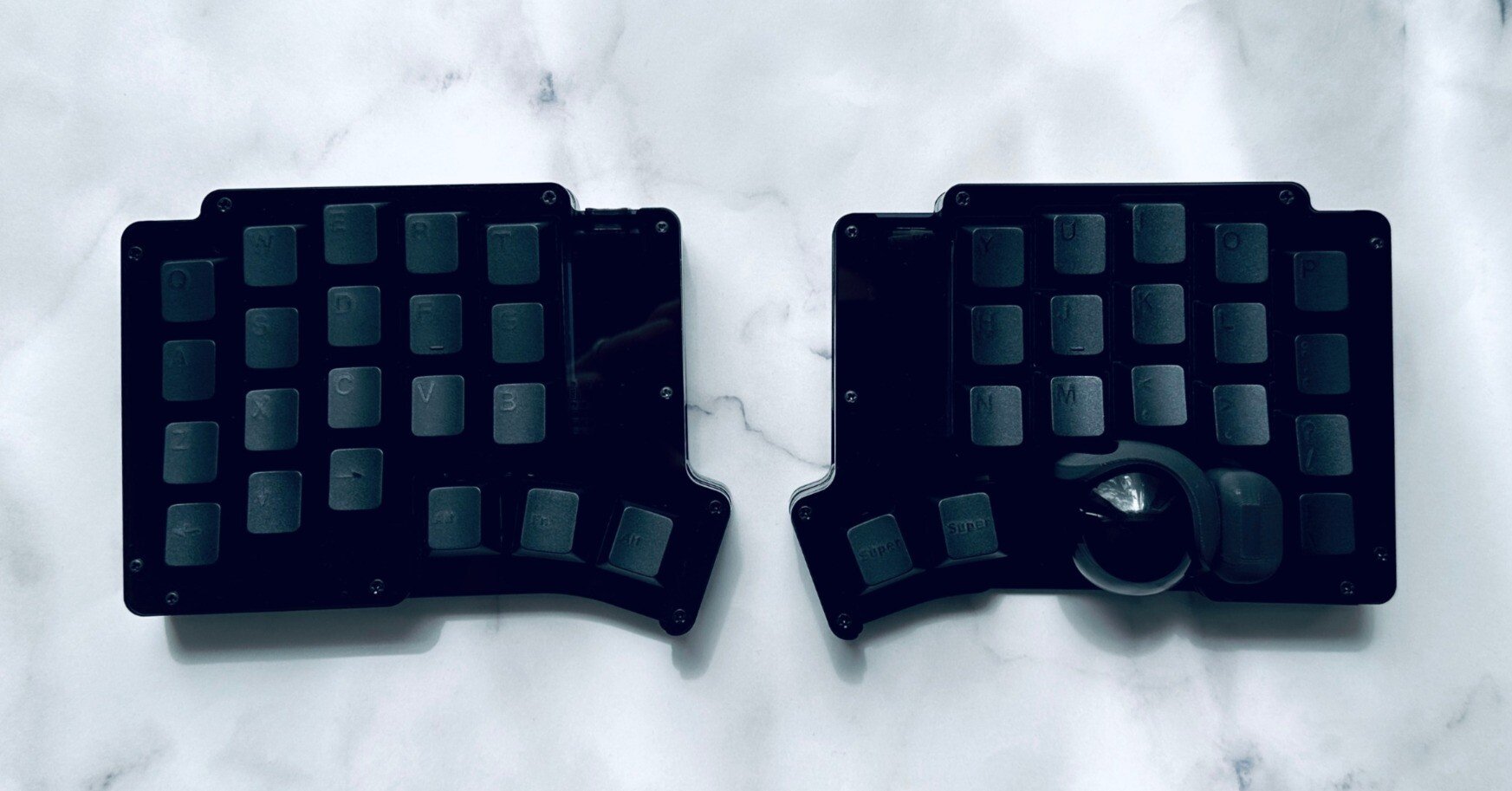 keyball39 カバー 金属プレート 消音付き Keyball39 ケースその他付属品付き Keyball 39 本体＋付属品セット