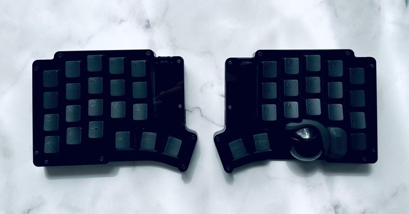 moNa2（無線×分割型×トラックボールマウス）キーボードで理想の