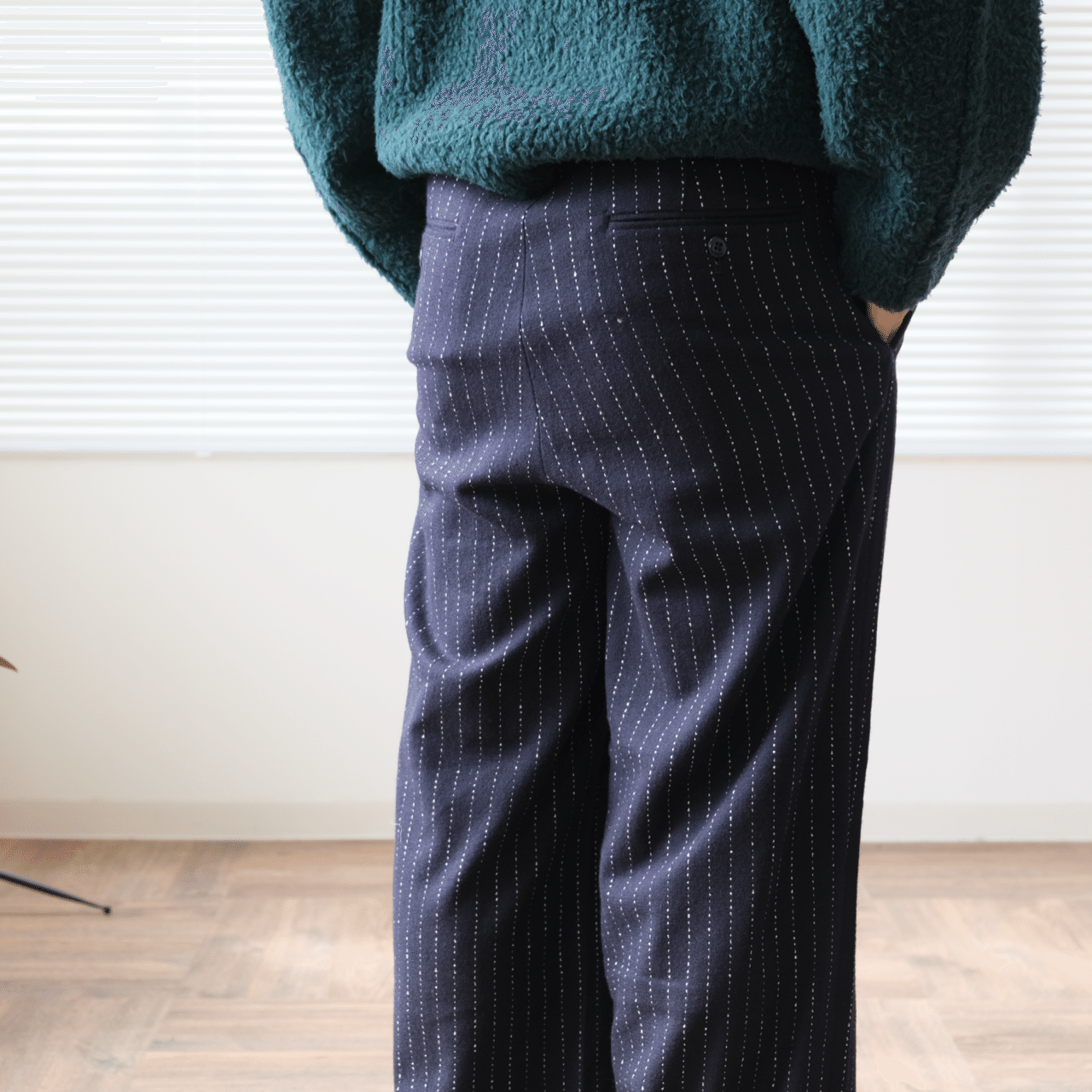 m's braqueのジャケットとバギーズパンツ｜水岡