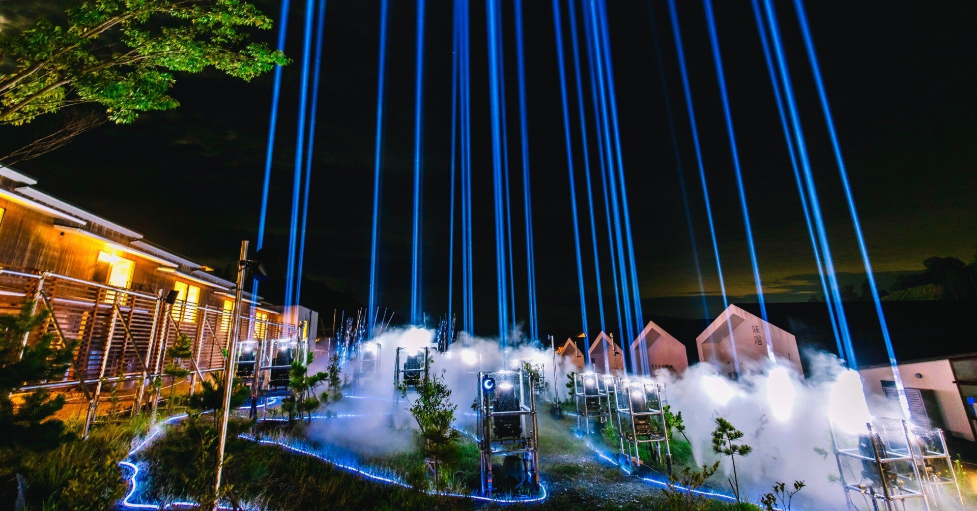 月の世界 詳注版 月世界旅行(ジュール・ヴェルヌ 著 ; W.J.ミラー 注 ; 高山宏