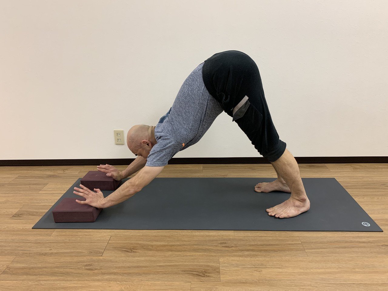 今だけセール！ルルレモン　ダウンベスト　ジム　アクティブ　ヨガ　快活に ルルレモンダウンベストジムアクティブヨガ快活に