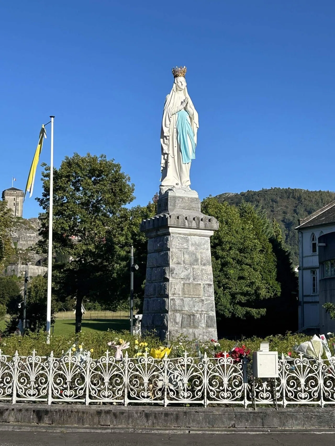 🇫🇷④ルルドの泉⑴奇跡の水の効果を実感｜νεράιδα