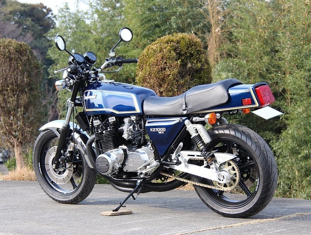 M様Z1000MK2フルレストア車｜タサキチューニング