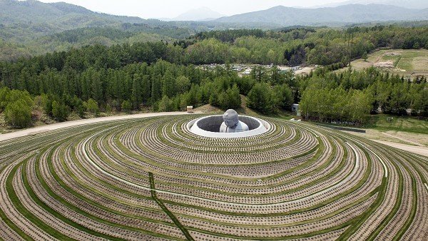 札幌に行ったら絶対見たい！滝野霊園の安藤忠雄設計『頭大仏