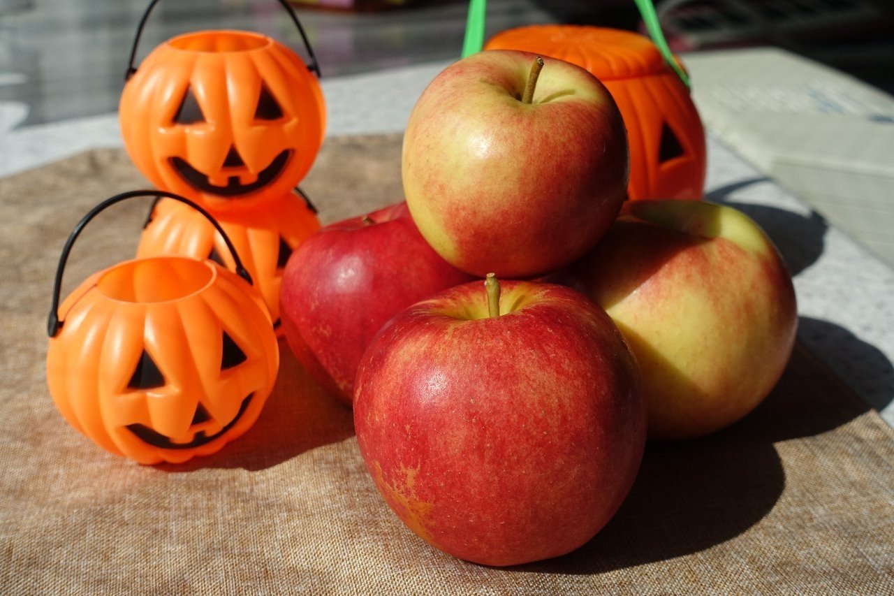 思い出のアメリカン・フード (5: りんごと学校、ハロウィーン）｜土田