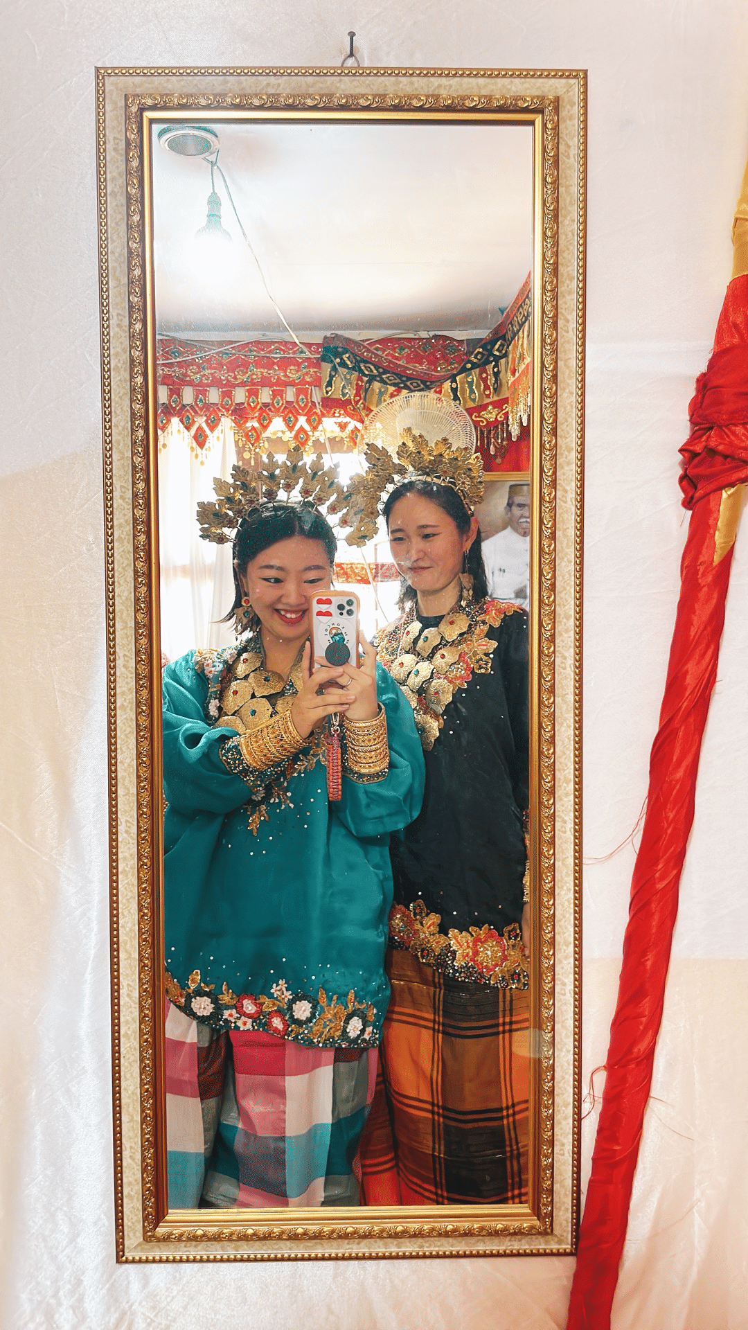 マカッサル旅】たったの千円でブギス族の民族衣装体験できるBalla