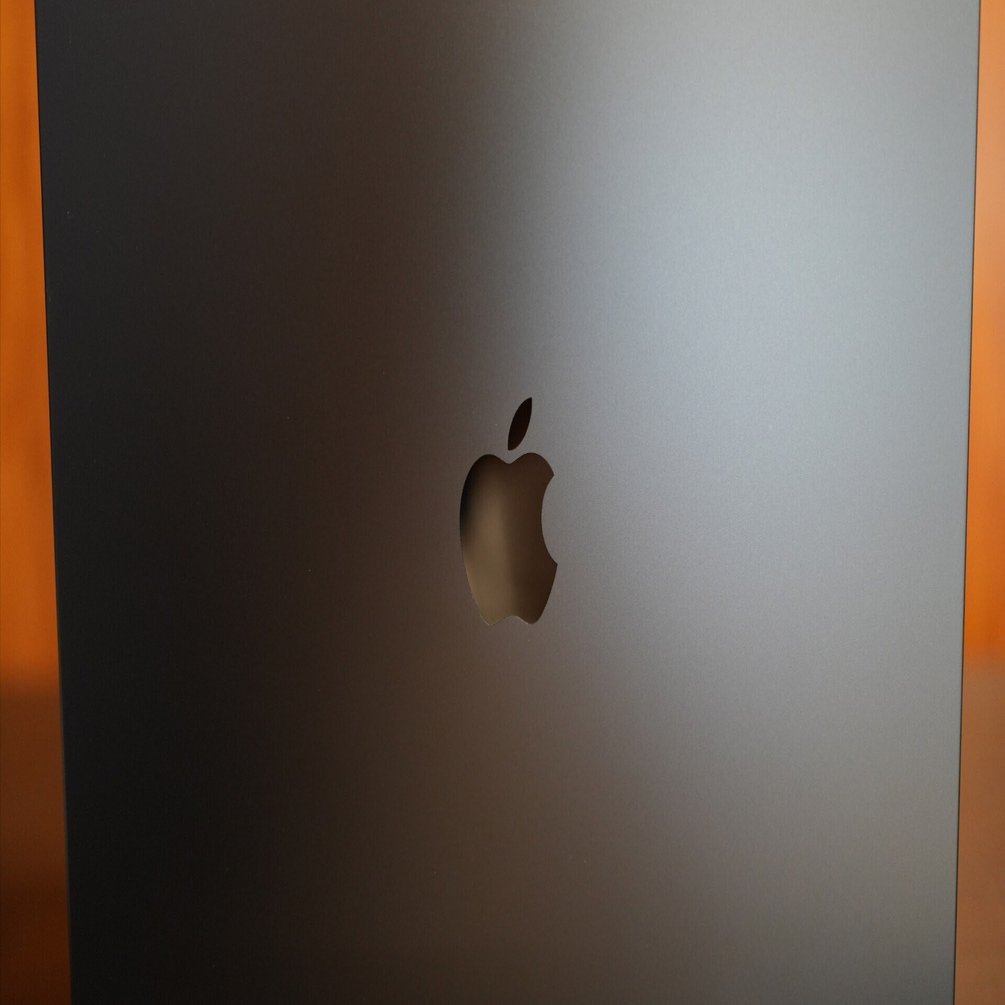 結局、MacBook Proを返品してしまいましたので返品した理由など書いて