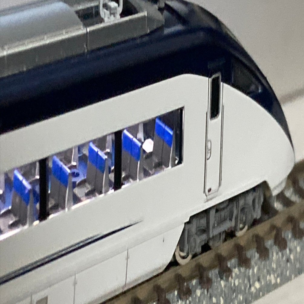 TOMIX 京成AE形にTORM室内灯を搭載する｜ひとやまき