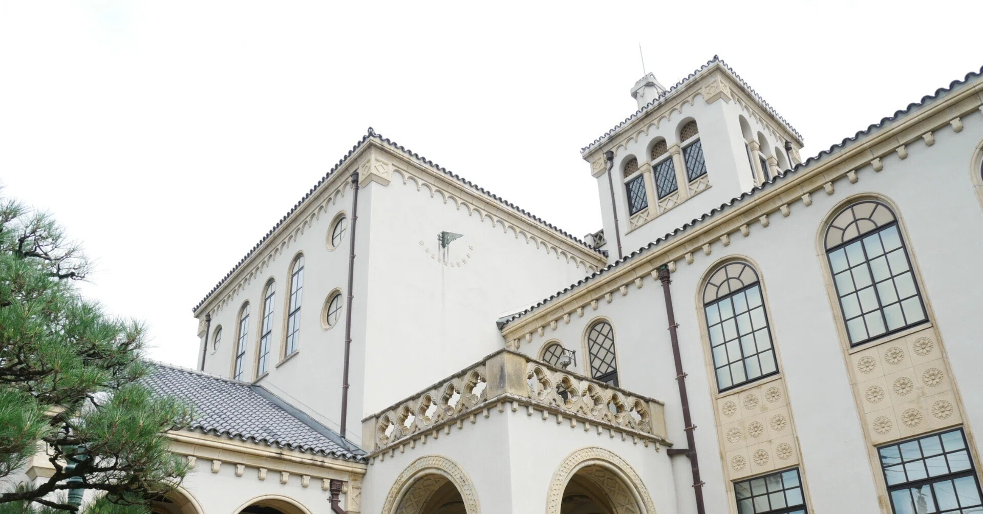 482 京都大学建築散歩。｜揺蕩う旅人・なお（ミヤコカエデ）