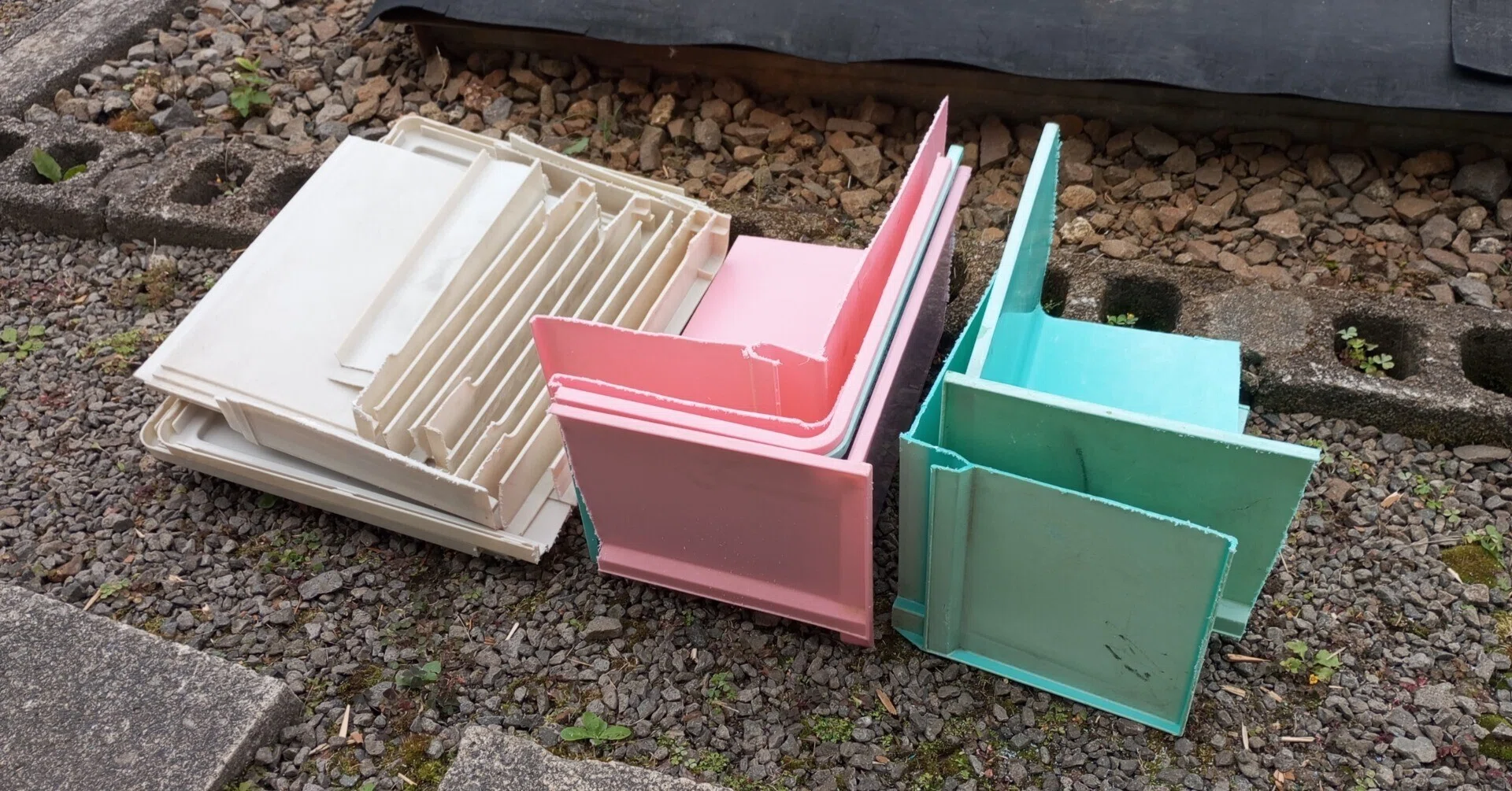 自宅のプラスチック製品を断捨離。環境保護にちょい関心もった