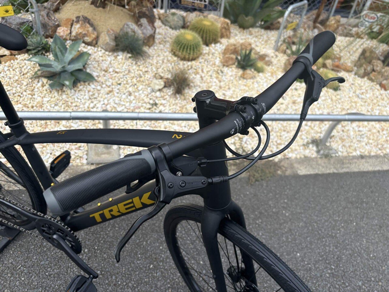 ベストバイなクロスバイク！ TREK FX2 Gen4入荷しました