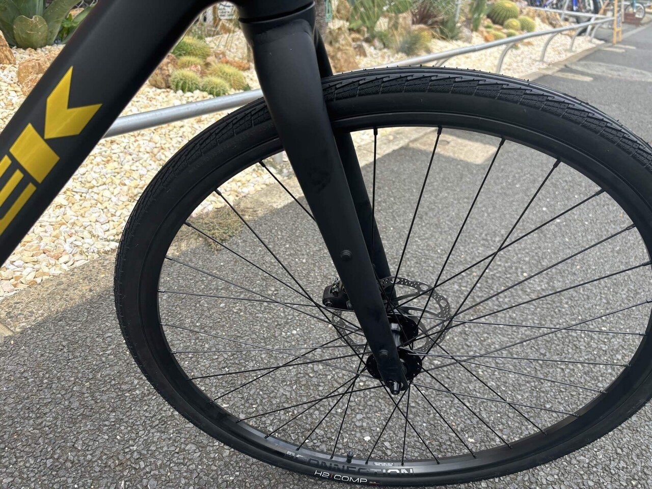 訳あり　トレック　Trek FX2 Gen4 純正　フロントフォーク 訳あり トレック Trek FX2 Gen4 純正 フロントフォーク TREK