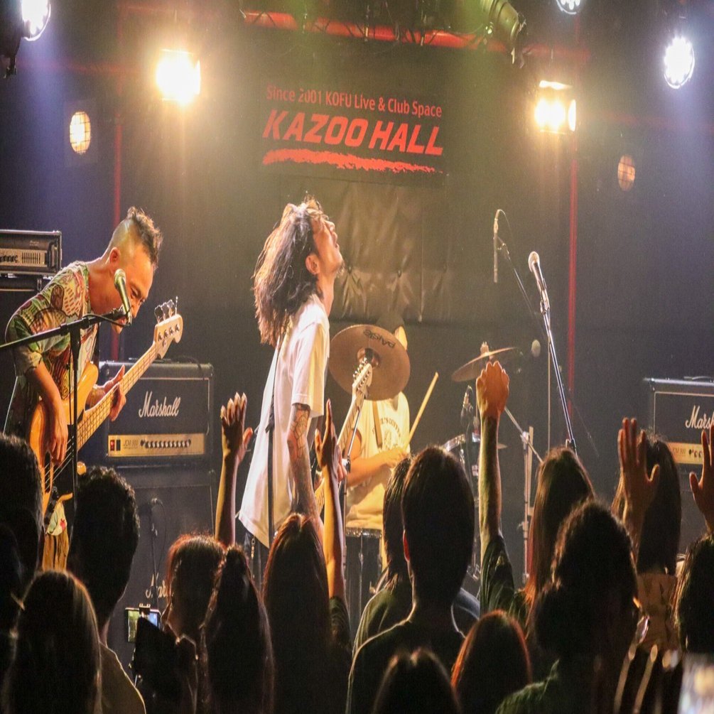 これこそ“宴”】LONPAGE Presents 夜宴 4 ライブレポート｜KAZOO HALL