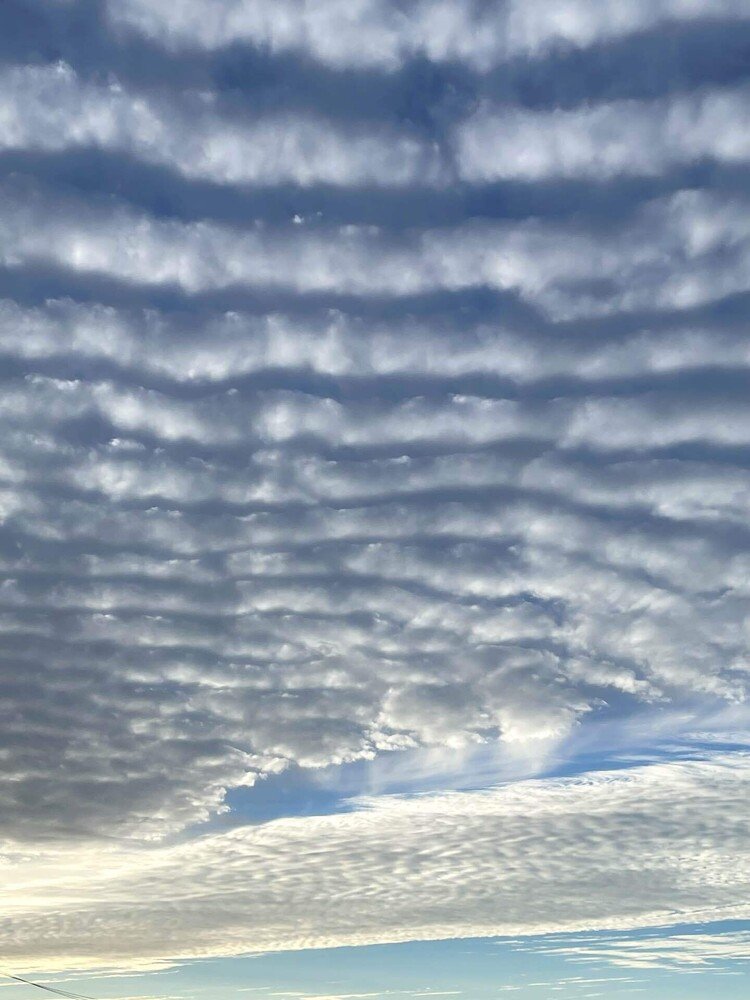 不思議な雲も秋ならでは