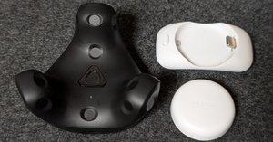 VRChat HTC フルトラ一式 VRChat】フルトラデバイスを購入したよ！(Part.1 フルトラってなに