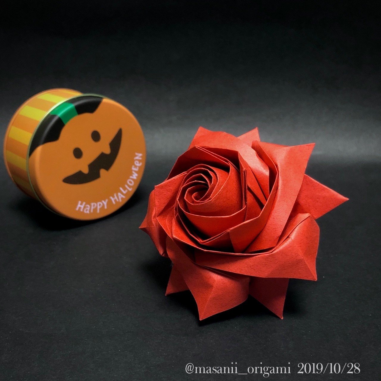 佐藤ローズをハロウィン仕立てに！ 〜剣咲き×タント35cm〜｜まさにぃ