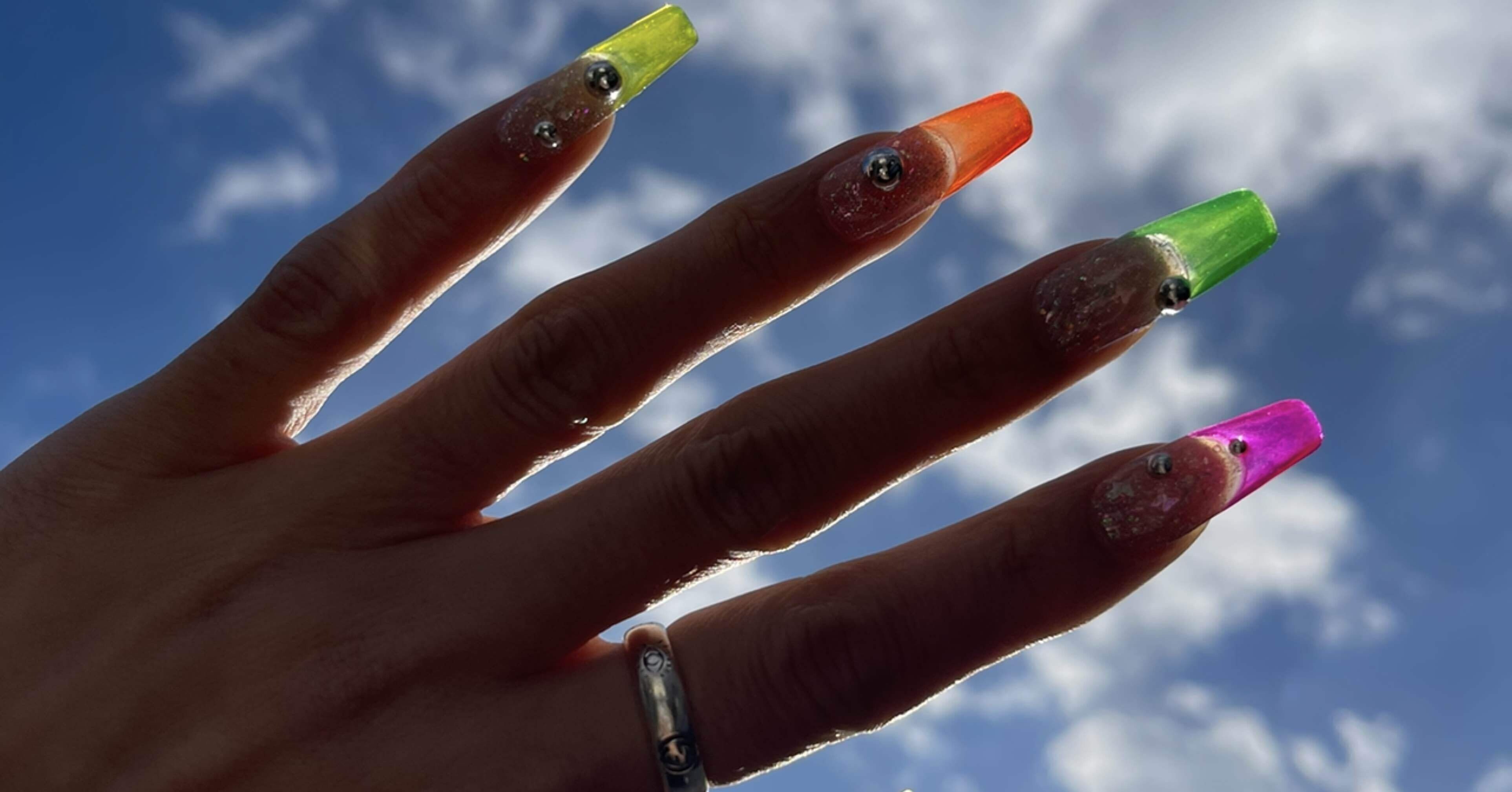 2024 夏に人気だったネイル｜やみー