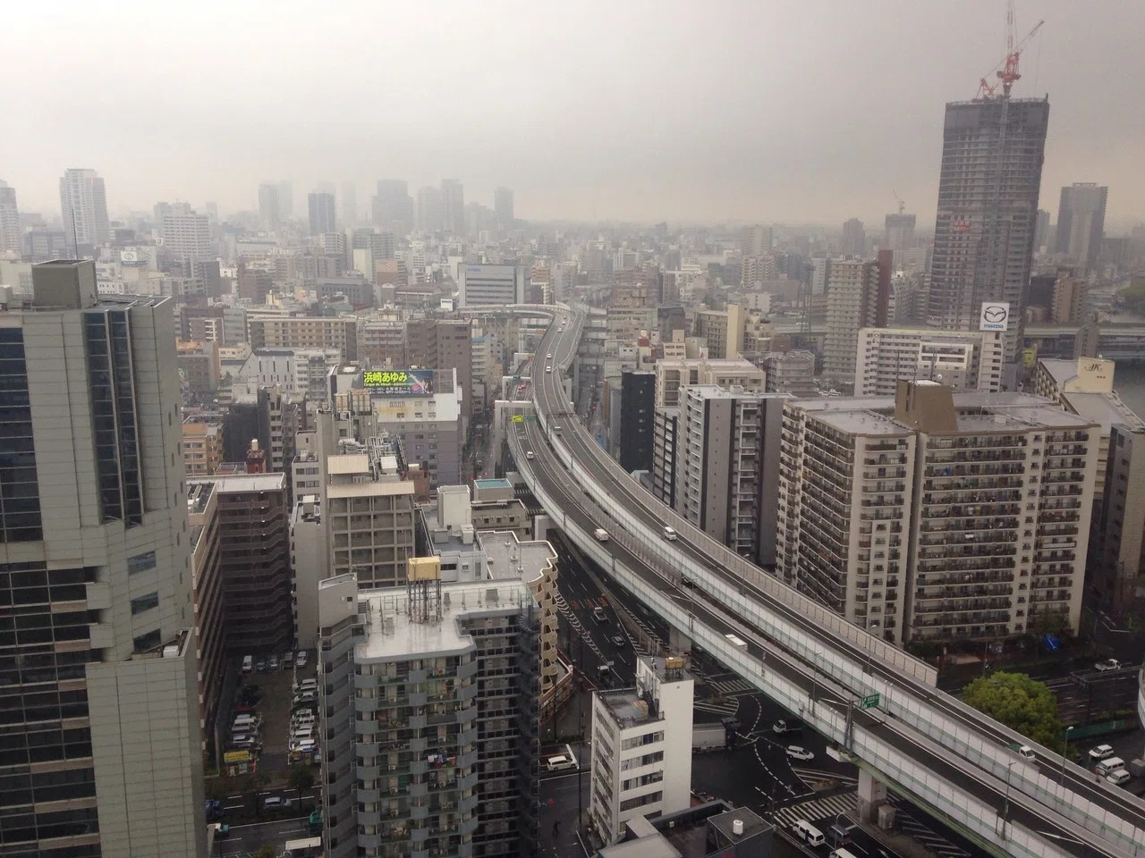 雨の日の都会の風景 チェルシー Note
