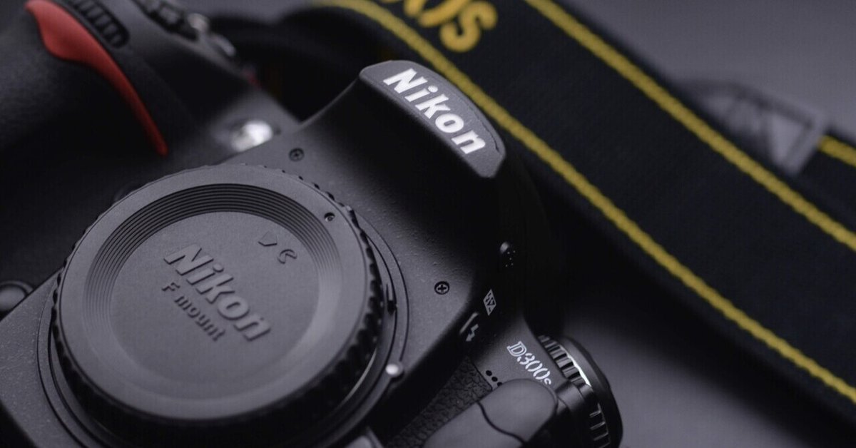 今でも変わらぬ旗艦機【Nikon D300S】｜硝子窓 