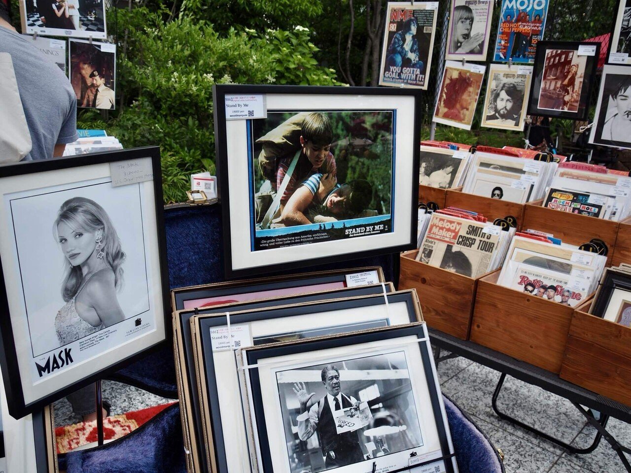 印刷物が充たす内的嗜好。 60〜90sの音楽・映画のタブロイド紙