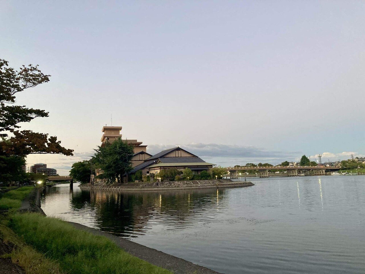 近江八景の今昔① 瀬田夕照、粟津晴嵐、矢橋帰帆｜東風（こち）