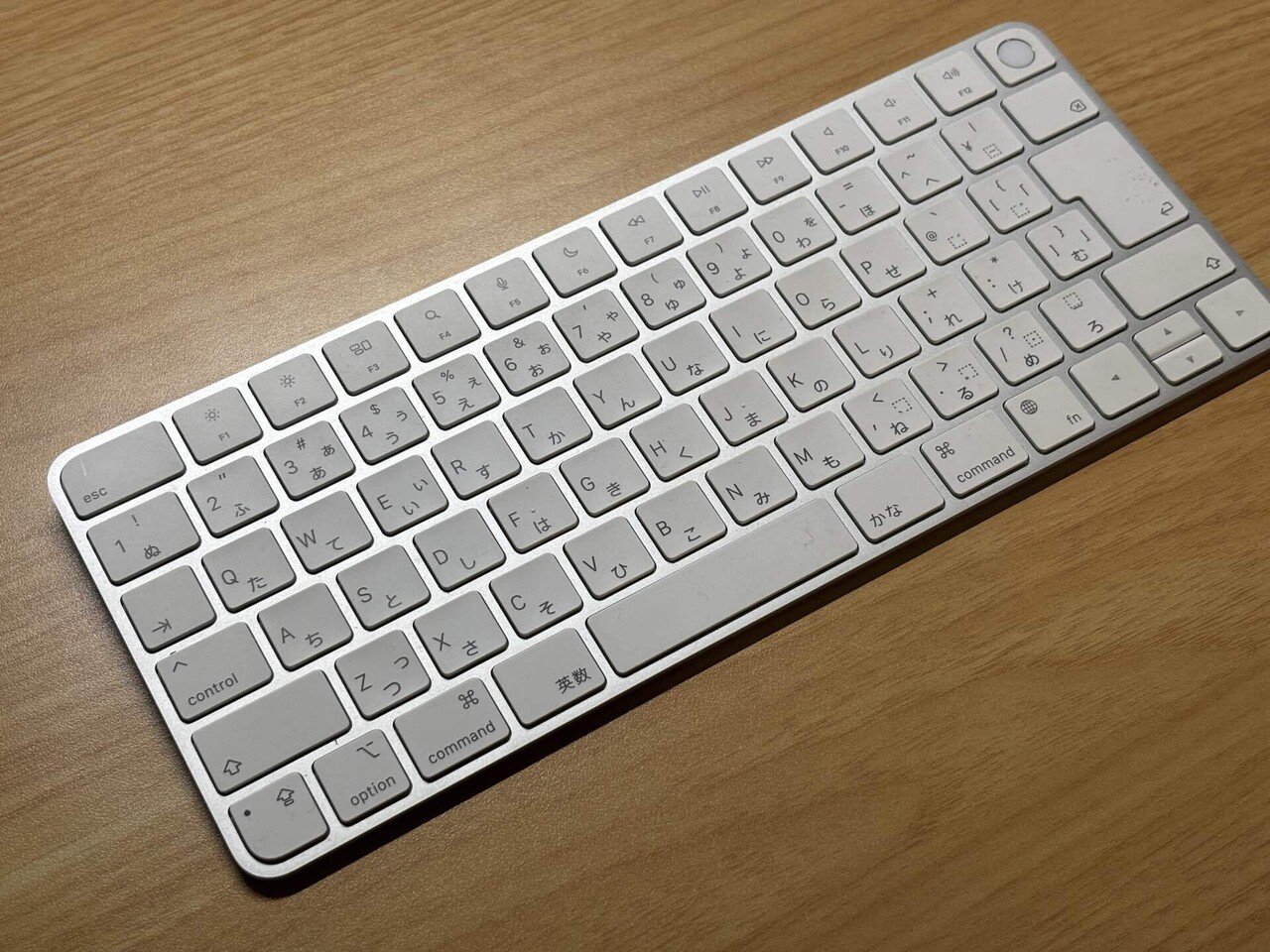 理想のデスク環境】キーボード編：分割キーボードへの挑戦［Corne V4