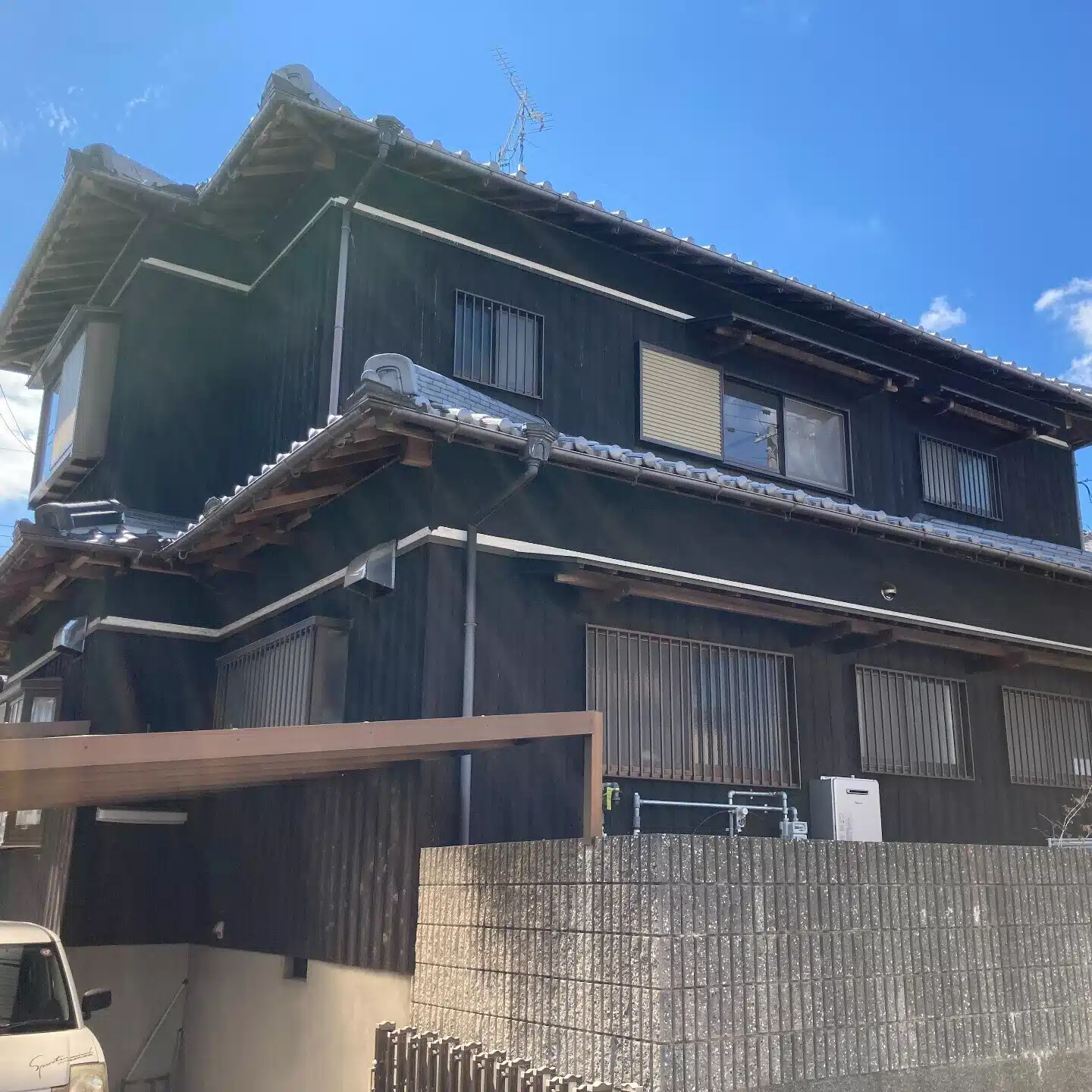 イーワンスクエア