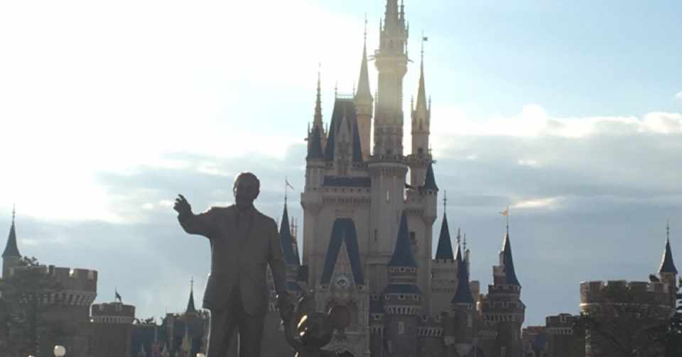 ディズニーランドに一人で行った時の話 カプセルホテルマニア Note