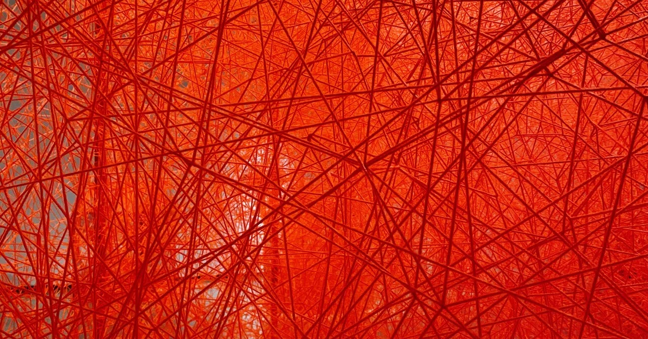 美術展 感想】塩田千春「つながる私（アイ）」｜こなと
