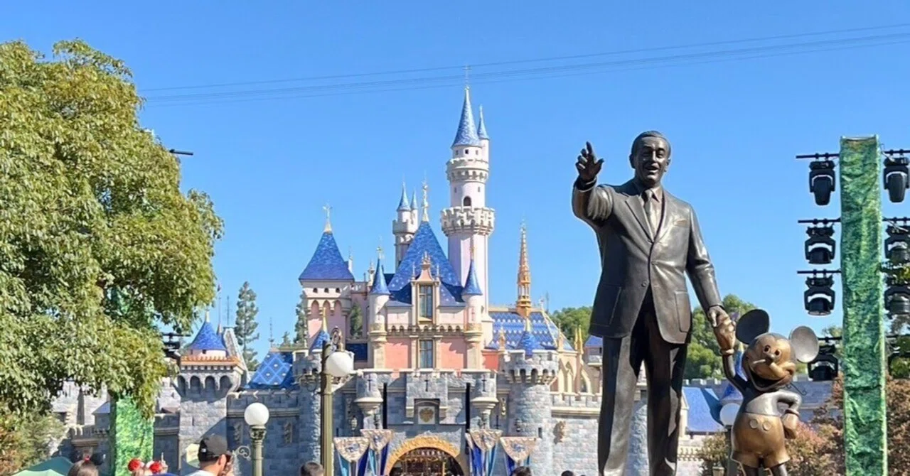 アメリカ の ディズニーランド