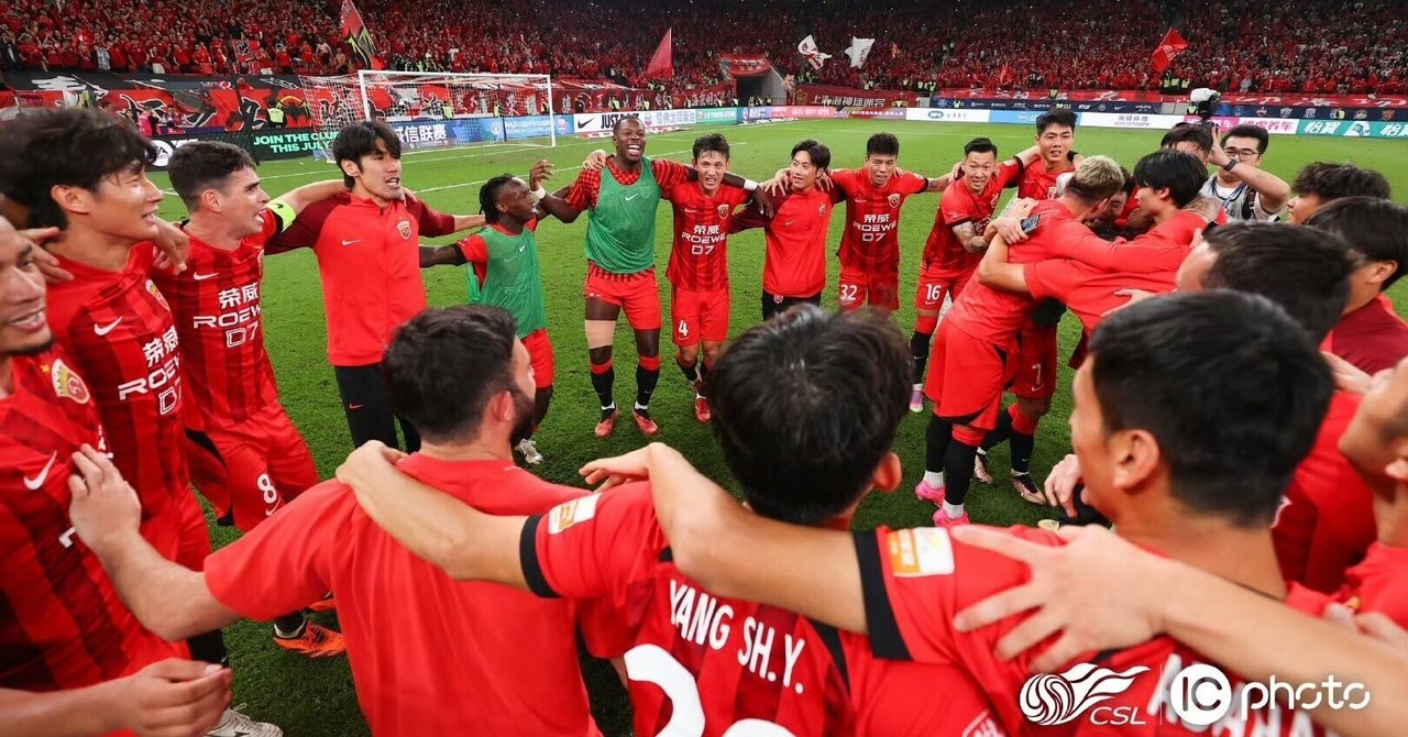 上海上港 2018 CSL チャンピオン 記念写真集 rectangle_large_type_2_567a2a5