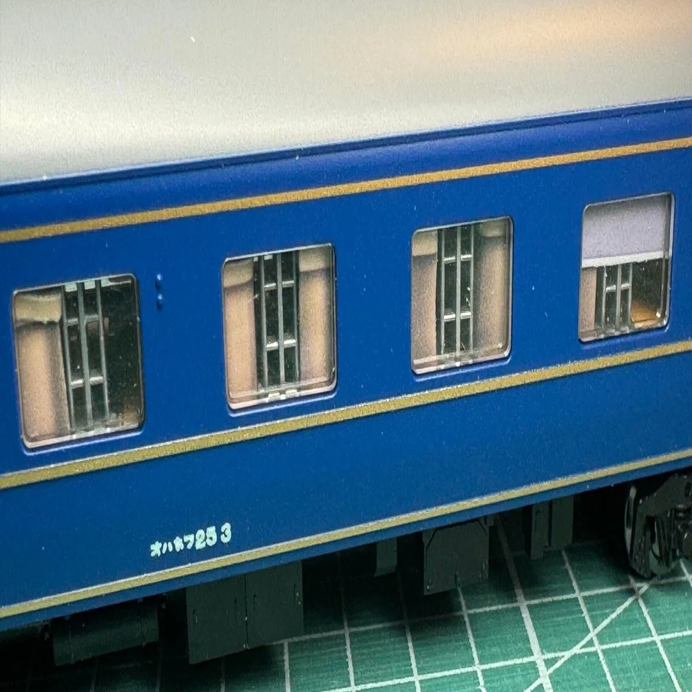 3023C 北斗星 開放B寝台「オハネフ25-0、200（北）」カーテンパーツ